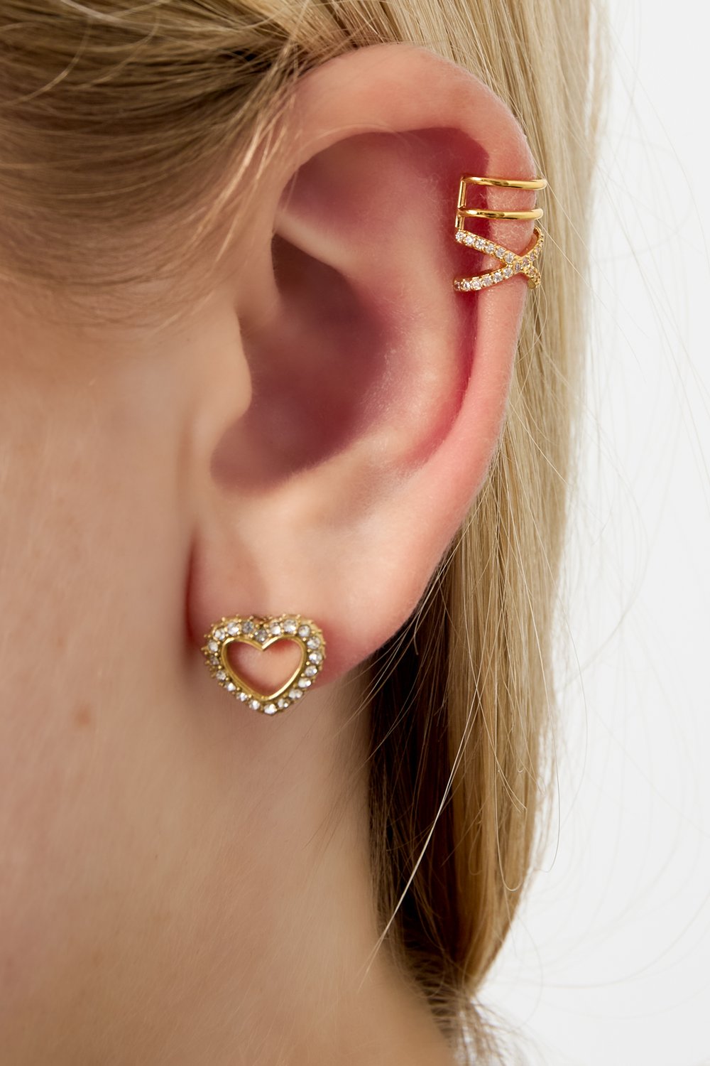 Earcuff met gekruiste zirkonias